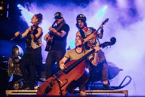 Image: Qu�bec redneck